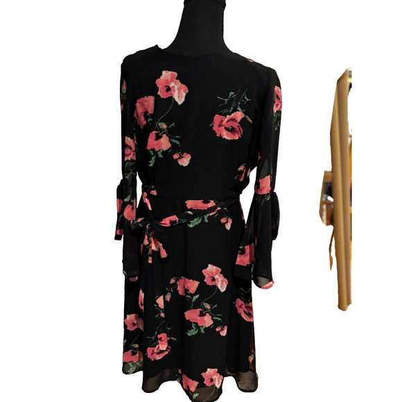 Nine West Sz 4 Dress Floral Chiffon Ruffle Flared Sleeve Boho Fairy Party Classy - Picture 2 of 7